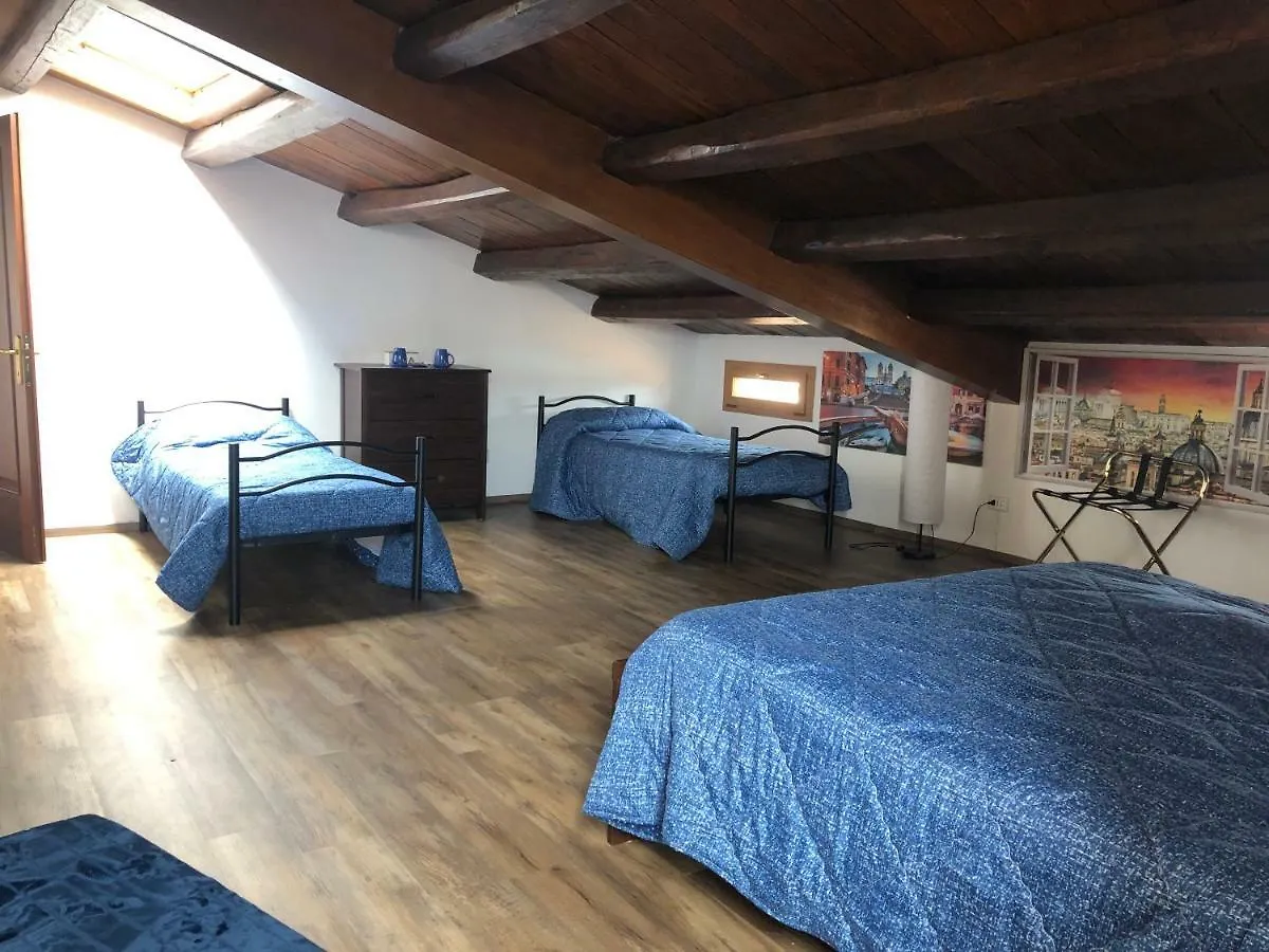BB Il Re Alla Reginella Guest House Roma